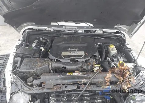 2012 Jeep Wrangler Unlimited Sahara из США, поврежденный, VIN 1C4BJWEG3CL254464